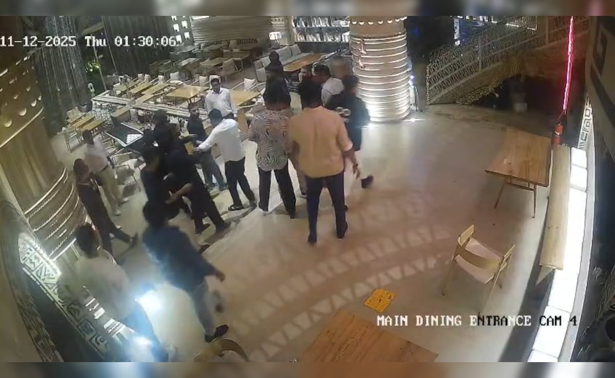 Chaos At Bengaluru Pub Owned By Shilpa Shetty. Video Goes Viral