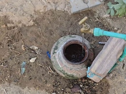 राजस्थान से भी बदतर हालात! बिहार के इस गांव में पानी के लिए रोज 10 चक्कर, महिलाएं सबसे ज्यादा परेशान