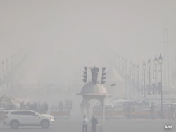 228 Flights Cancelled Due To Dense Smog In Delhi