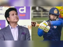 'तेंदुलकर जैसा वैभव' सूर्यवंशी की बैटिंग देख हैरत में शशि थरूर, गंभीर-अगरकर से बोले, 'इंडिया टीम में लो'