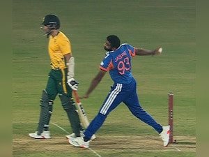 Umpires Massive No-Ball Blunder Hands Jasprit Bumrah 100th T20I Wicket In India vs South Africa Match? Internet Divided