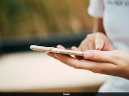 Even 30 Minutes Of Social Media Use Can Impair Children's Attention: Study