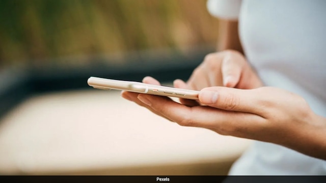 Even 30 Minutes Of Social Media Use Can Impair Children's Attention: Study