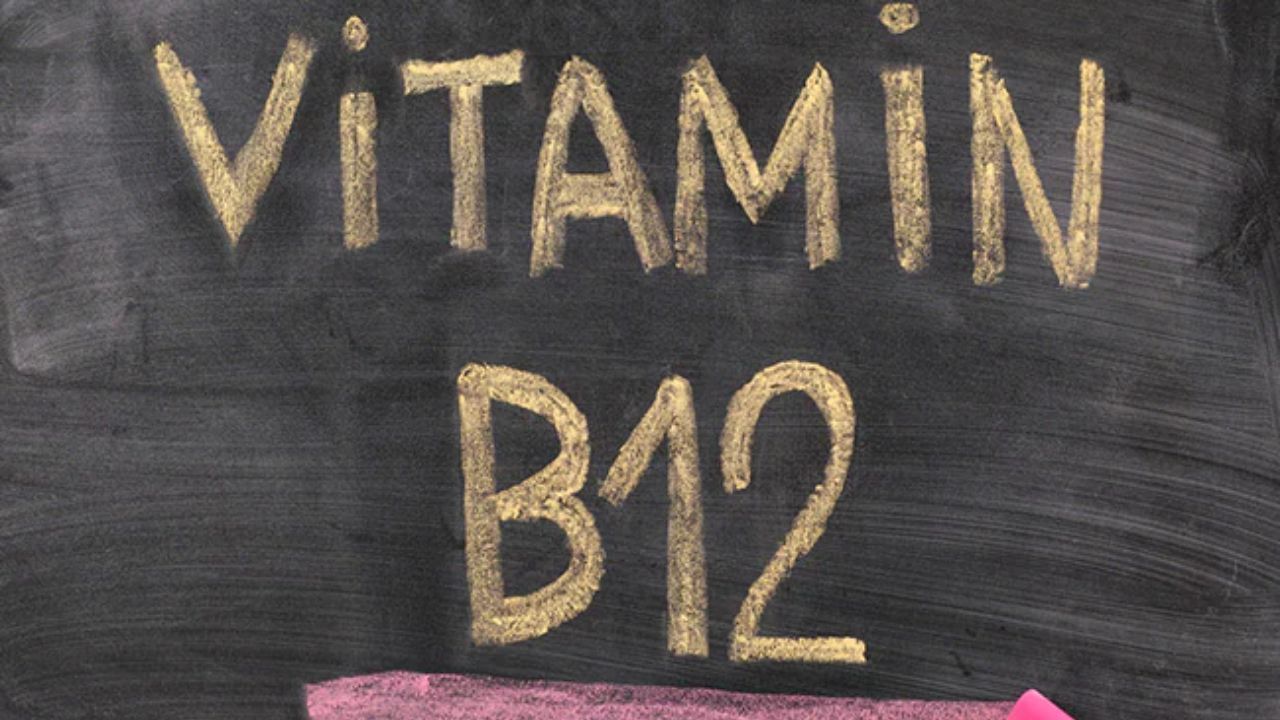 Vitamin B12 का भंडार है ये चीज, रोज बस 1 चम्मच खाने से शाकाहारी लोगों को भी मिल जाएगा 100% बी12