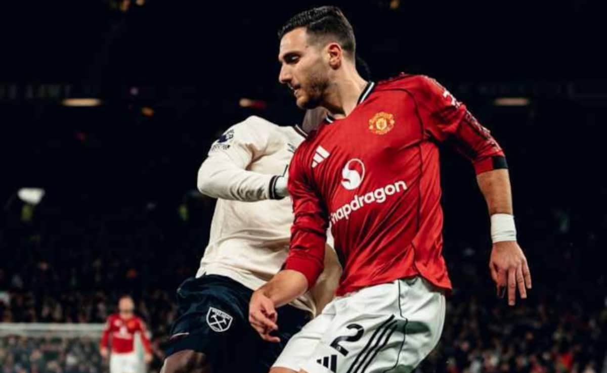 Manchester United Rue Missed Chance In West Ham Draw