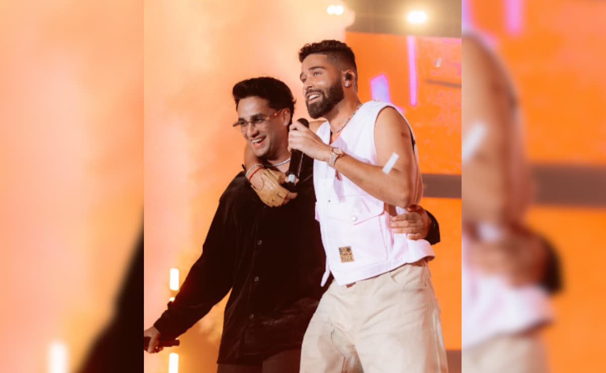 AP Dhillon Calls Indias Asia Cup Star on Stage During Live Concert. Viral Moment Follows
