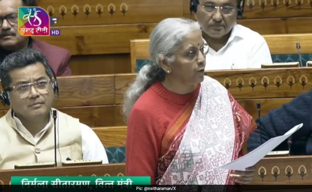 Parliament Passes Bill Allowing 100% FDI In Insurance Sector