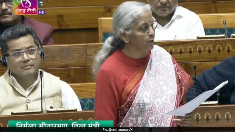 लोकसभा के बाद अब राज्यसभा में &lsquo;सबका बीमा सबकी रक्षा&rsquo; विधेयक पारित, बीमा क्षेत्र में 100% FDI को मंजूरी