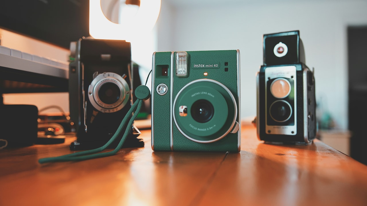 Instant Cameras Explained: Benefits, Uses And Smart Gifting Tips For 2025