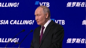 Putin Praises India–Russia Friendship at 'Russia Calling' Forum