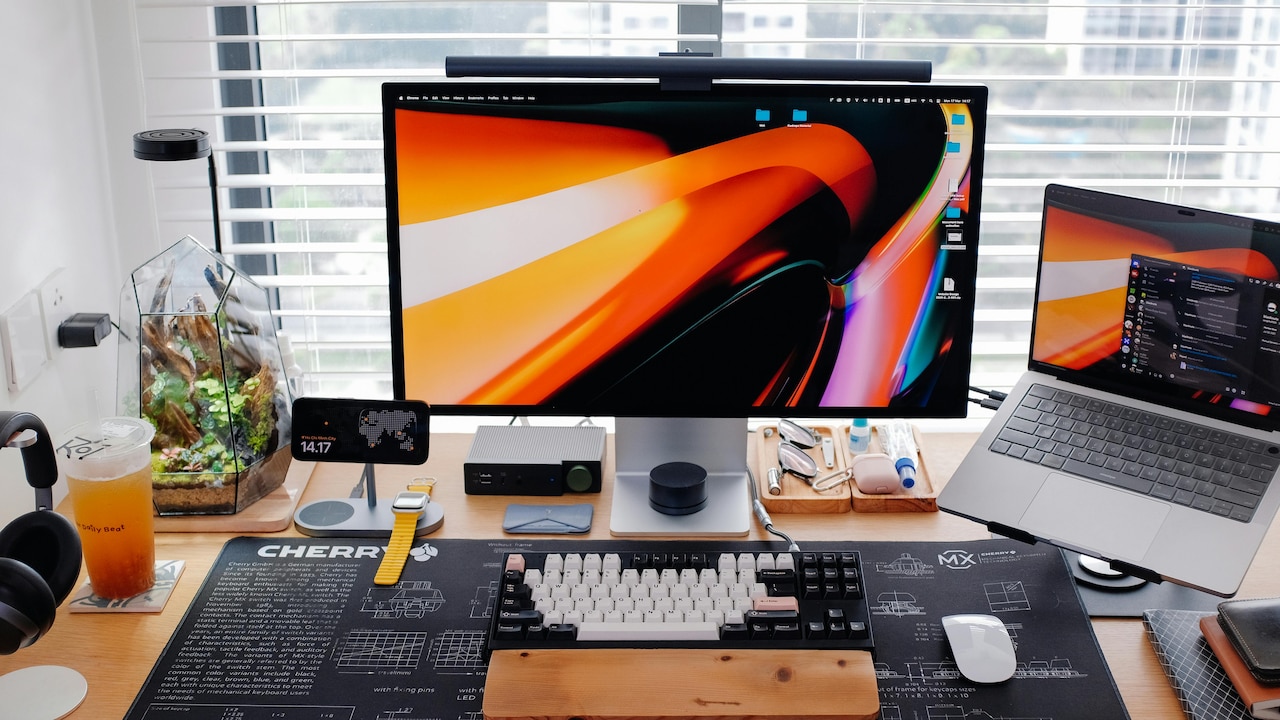 Opt for labelled storage boxes for easy setup; Opt for labelled storage boxes for easy setup;