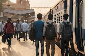 Akola News : अकोल्यातील 3 अल्पवयीन मुलं शेगावला निघाले आणि मुंबईच्या ट्रेनमध्ये सापडले! वाचा कसा लागला शोध?