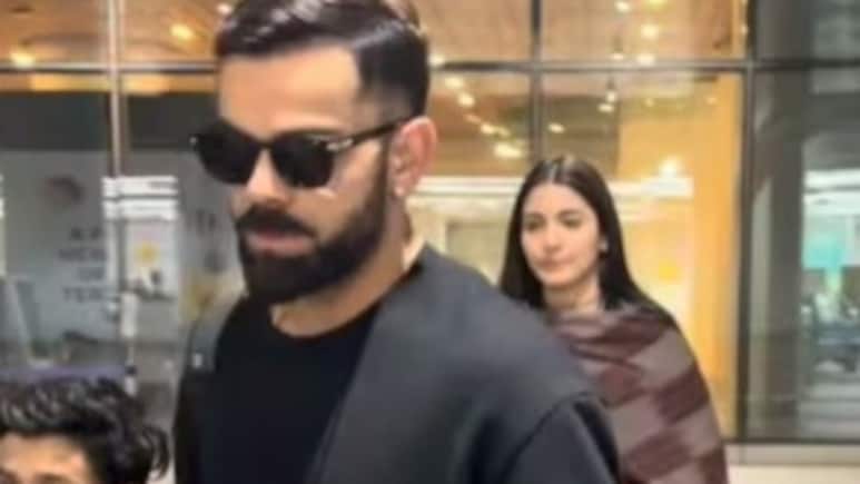 प्रेमानंद महाराज से मिलकर आने के बाद अनुष्का-विराट पर भड़के यूजर्स, एयरपोर्ट पर किया कुछ ऐसा, लोग बोले- सब नाटक है