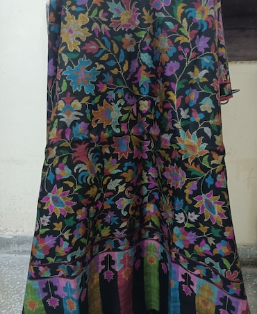 All About Kashmir's Most Expensive, Luxurious Shawls