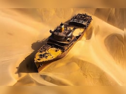 रेत से अचानक निकला 500 साल पुराना जहाज,देख खुदाई कर रहे मजदूरों की अटकी सांसें,झर-झर गिरे सोने-चांदी के सिक्के