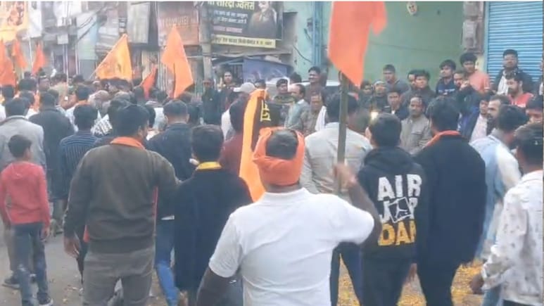 जबलपुर में निकली शौर्य यात्रा, बजरंग दल संयोजक किशन प्रजापत बोले- 'धर्मांतरण पर सख्त कानून जरूरी'