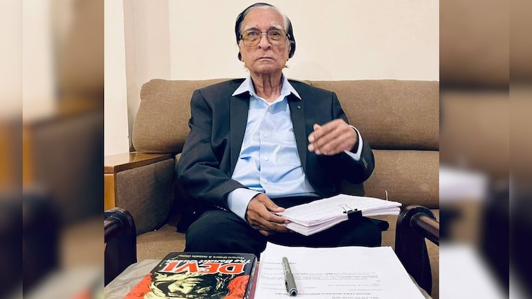 चंबल में शांति लाने वाले IPS राजेंद्र चतुर्वेदी का निधन, SP रहते फूलन देवी और मलखान सिंह का कराया था सरेंडर