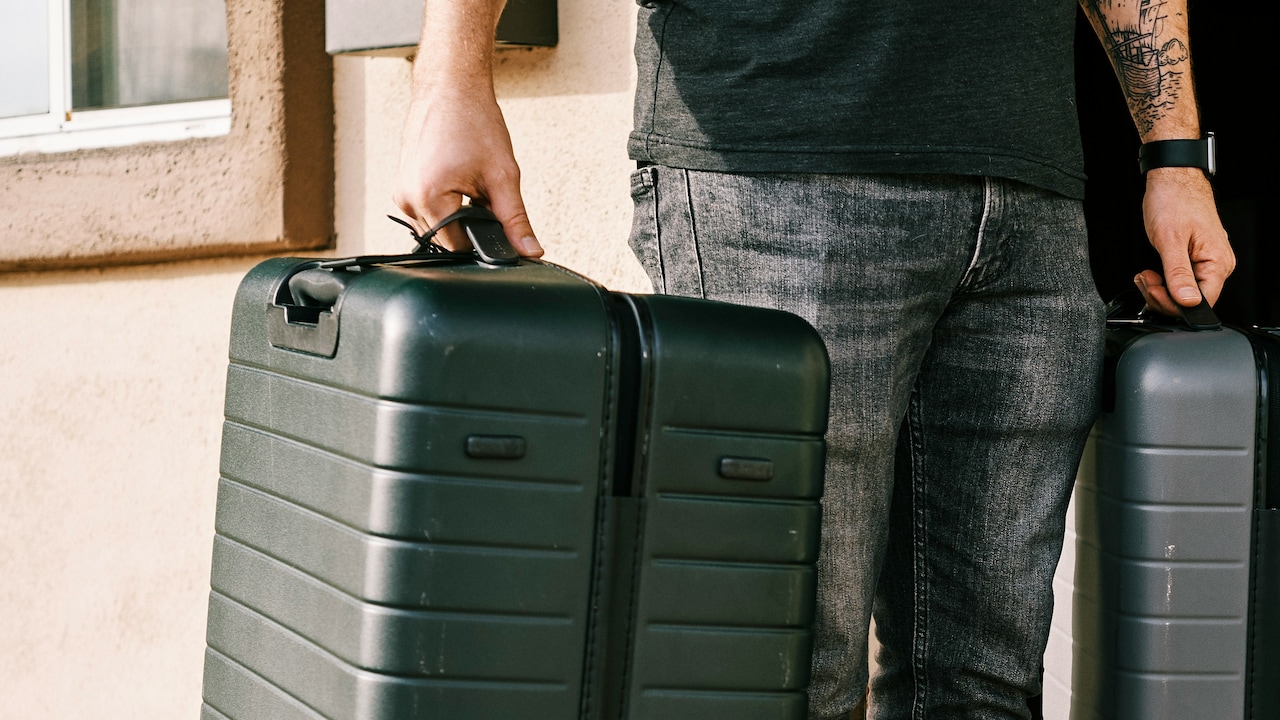 Travel Coming Up? Flipkart End of Season Sale Offers Min 70% Off on Durable Trolleys Travel Coming Up? Flipkart End of Season Sale Offers Min 70% Off on Durable Trolleys