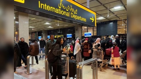 पाकिस्तान छोड़कर क्यों भाग रहे हजारों डॉक्टर, इंजीनियर, अकाउंटेंट्स? आंखें खोल देंगे आंकड़े