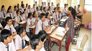 दिल्ली में ग्रैप 4 लागू होने से क्या स्कूल ऑनलाइन ही चलेंगे? जानिए