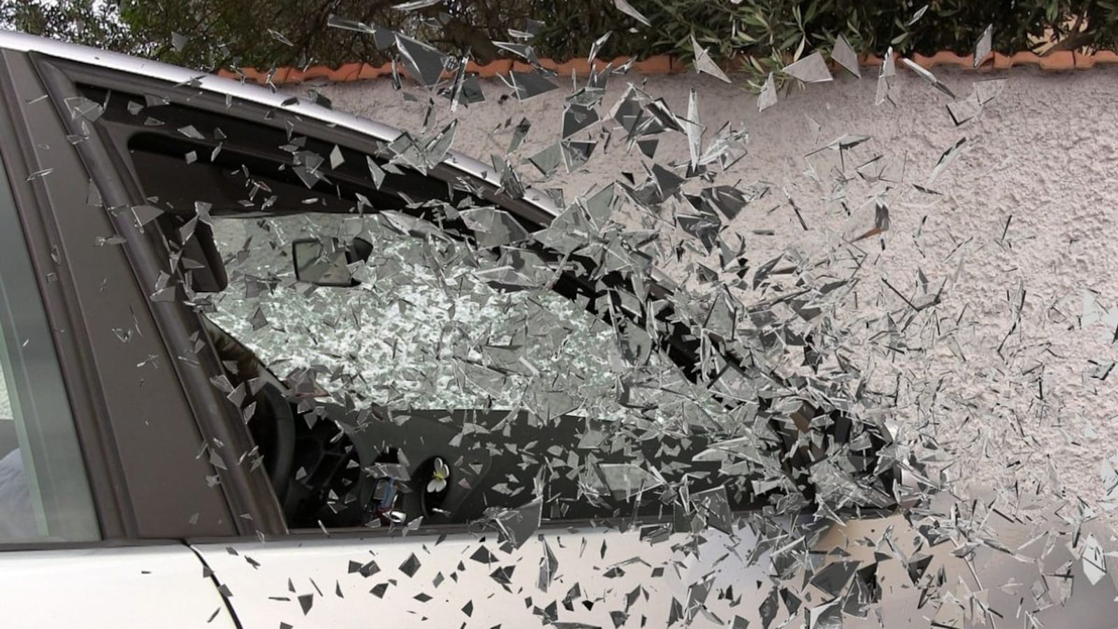 Two Killed and Two Injured in Truck Collision on Bundelkhand Expressway