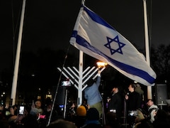 US Jewish Groups Urge Heightened Security After Hanukkah Attack In Australia