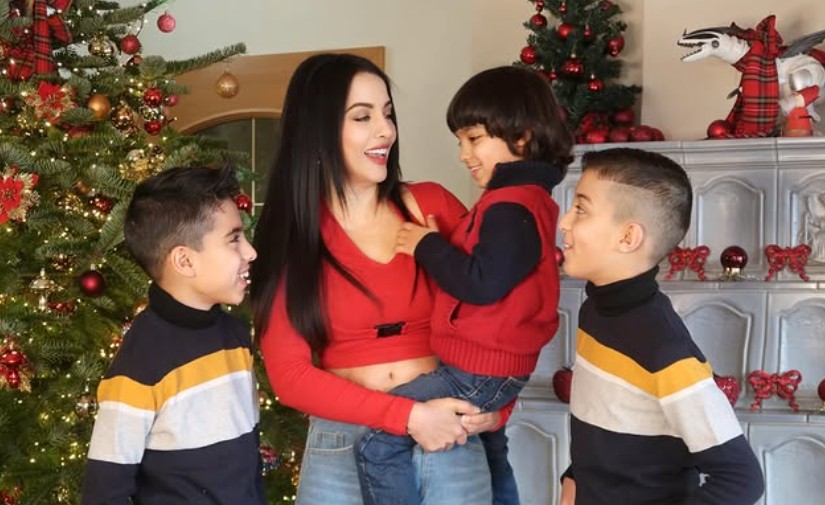 Amid Domestic Abuse Case, Celina Jaitly Spends First Christmas Away From Kids: "Hurts So Much"