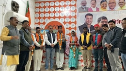 MP Congress: एमपी में दो कांग्रेस नेताओं ने थामा भाजपा का दामन, तमाम जतन के बाद भी नहीं रुक रहा पतझड़
