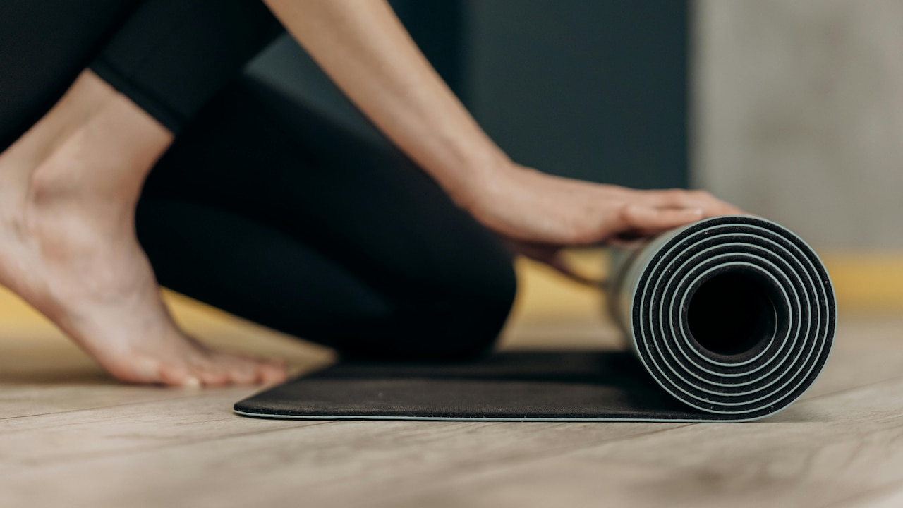 Yoga Mat Buying Guide: Thickness, Grip And Comfort Explained Yoga Mat Buying Guide: Thickness, Grip And Comfort Explained