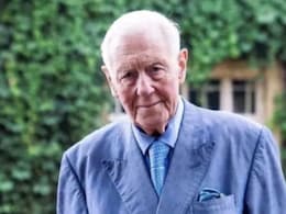 Trending News :  79 वर्षांच्या अब्जाधीशांना हवी बायको! 50 हजार पौंड पगार मिळणार , पण अटी एकापेक्षा एक...