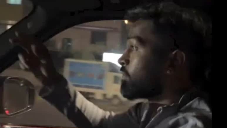 मैदान में फ्लाइंग किस, जीत के बाद आधी रात को गर्लफ्रेंड के साथ ड्राइव पर निकले हार्दिक पांड्या, वीडियो वायरल