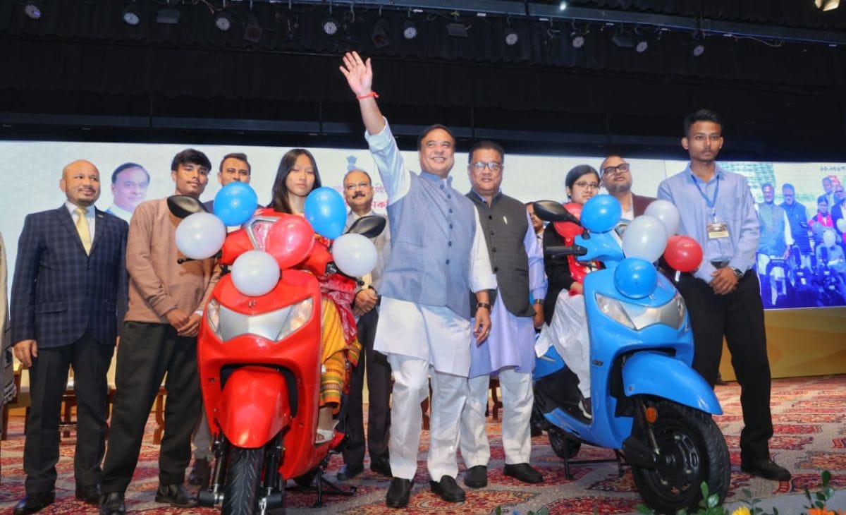 Assam Government Rewards 11,250 Meritorious Students with Scooters Under Dr Bani Kanta Kakati Merit Award Scheme