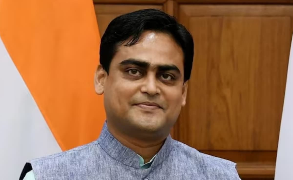 केंद्रीय मंत्री और बीजेपी के बनगांव सांसद शांतनु ठाकुर