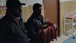 भरतपुर: सरकारी एम्बुलेंस में ऑक्सीजन की कमी से नवजात की दर्दनाक मौत, पिता शव लेकर लौटा अस्पताल
