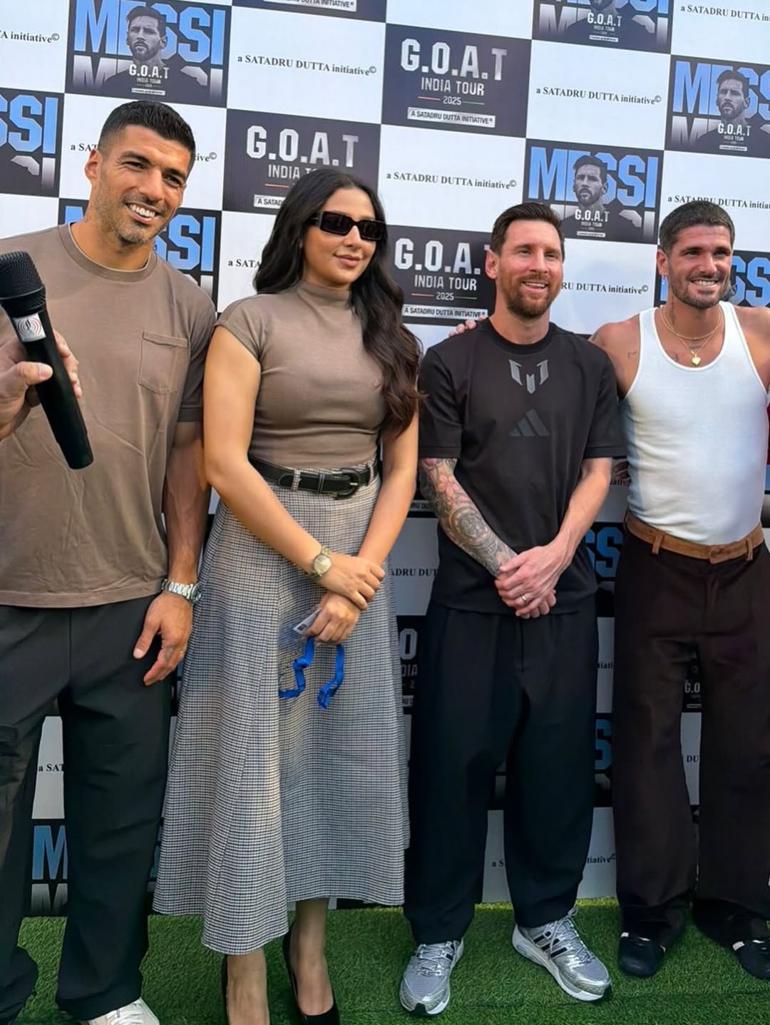 16 हजार से ज्यादा कॉमेंट! फिल्म एक्ट्रेस की मेसी संग इस फोटो पर क्यों हो गया इतना बवाल