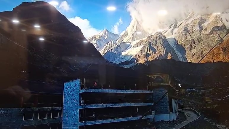 Kedarnath Dham : केदारनाथमधून बर्फ गायब, निसर्गाचं चक्र उलटं फिरलं? वैज्ञानिकांचीही झोप उडाली