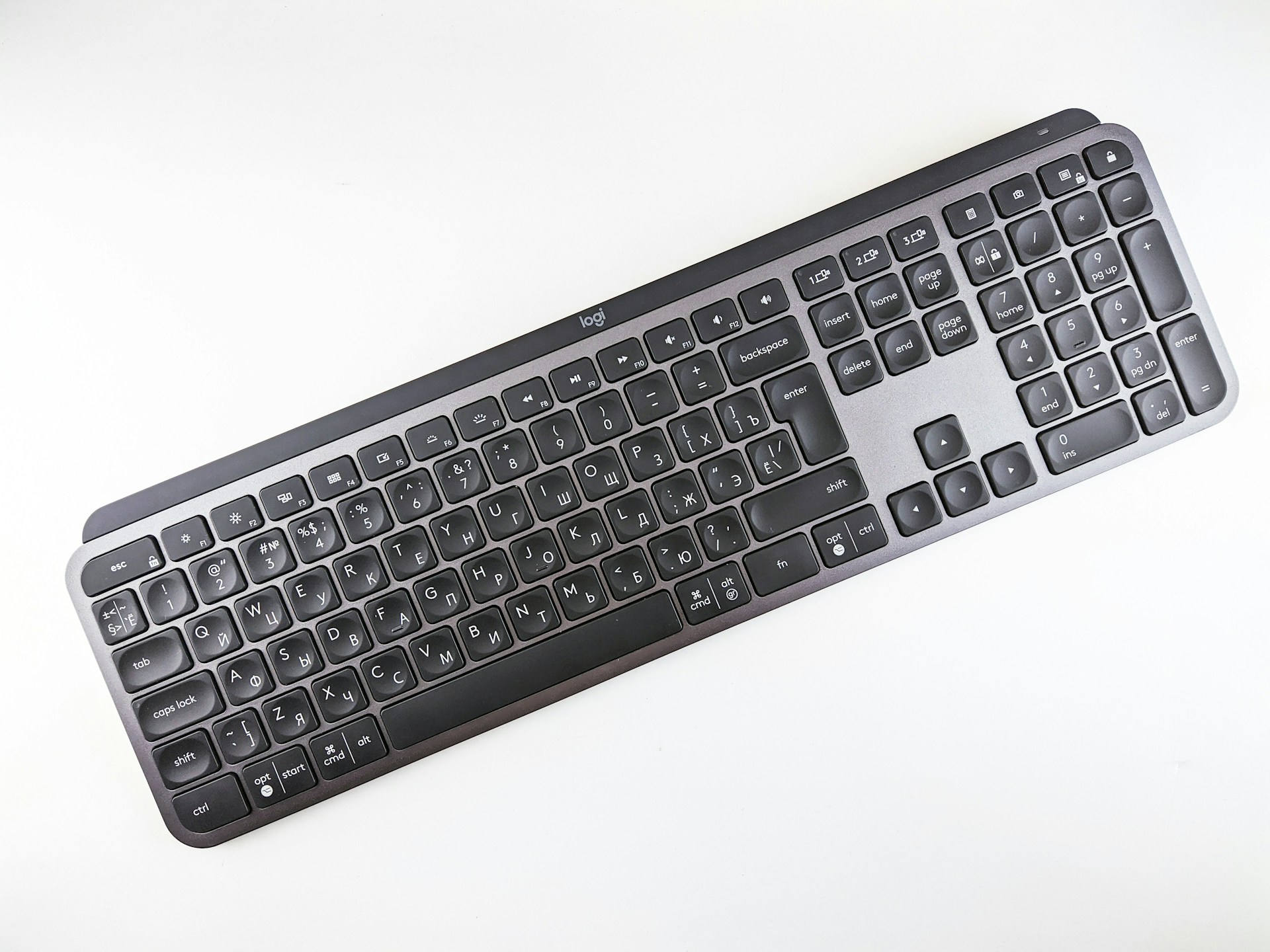 Grab amazing discounts on Logitech wireless keyboards only on Amazon