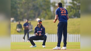 PICS: घरेलू मैच ही क्यों न हो, विराट में जोश फुल है, आज की यह तस्वीरें देखिए