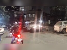 मैगी के ल‍िए घमासान: MBBS छात्रों ने बरसाए लाठी-डंडे, भोपाल गांधी मेडिकल कॉलेज से 15 छात्र निलंबित