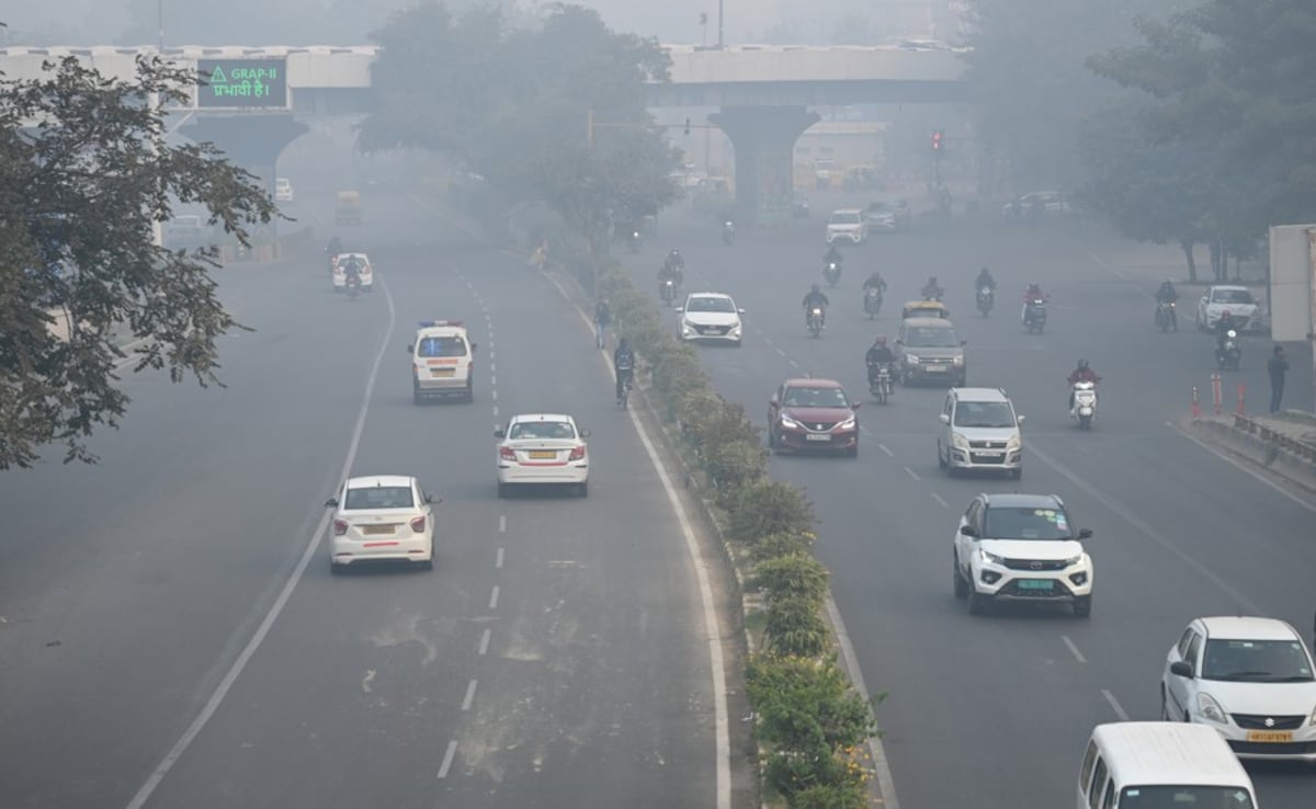 दिल्ली में बिना PUC के नहीं मिलेगा पेट्रोल-डीजल, BS6 से कम के वाहन पर भी प्रतिबंध दिल्ली में बिना PUC के नहीं मिलेगा पेट्रोल-डीजल, BS6 से कम के वाहन पर भी प्रतिबंध