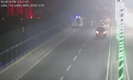 कानपुर: गंगा बैराज पर चेकिंग के दौरान 3 पुलिसकर्मियों पर चढ़ा दी कार! CCTV में कैद हुई खौफनाक वारदात