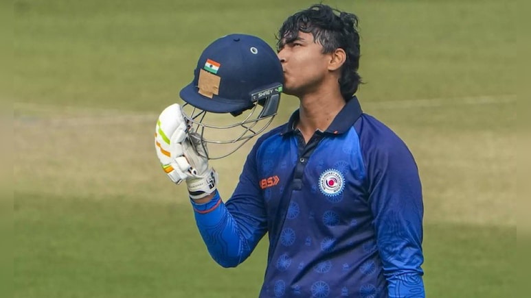 आलोचनाएं एक तरफ, वैभव का तूफान दूसरी तरफ... 190 रनों की पारी खेल फिर बताया क्यों कहे जाते 'छोटे डायनामाइट'