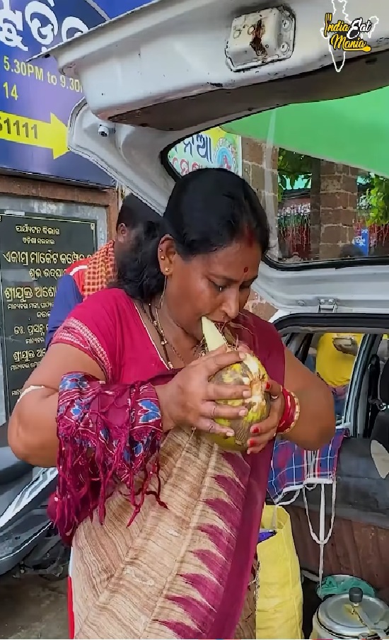 Odia Woman Peels Coconut With Her Teeth. Internet Is Shocked And Amused