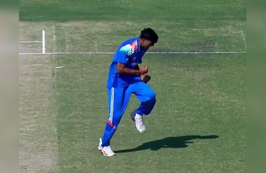 India u19 vs USA u19 अंडर19 वर्ल्डकप मैच लाइव स्कोर: भारतीय गेंदबाजों ने बरपाया कहर, USA ने 80 पर गंवाया 7 विकेट