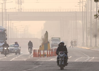 Delhi Implements Stricter Pollution Controls As Air Quality Remains Hazardous In Winter Months