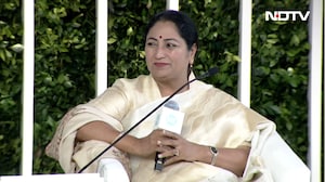 Delhi CM Rekha Gupta Responds to Allegations of Spraying Water Near AQI Sensors