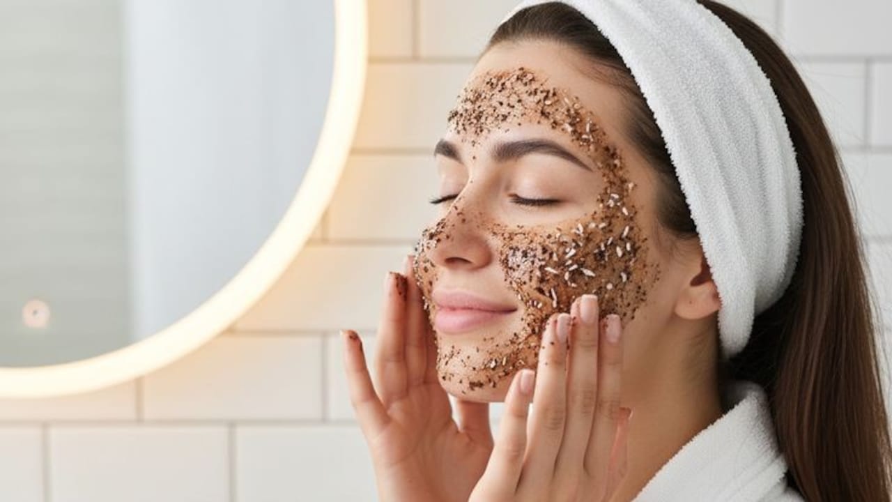 Top Face Scrubs For Dry Skin In Winter That Exfoliate Gently