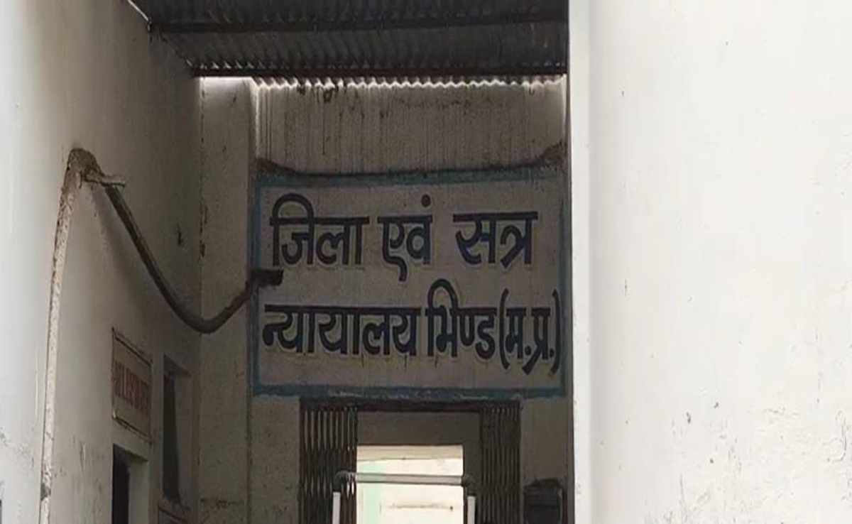 Bhind News: हवालात में पीटकर बनाया आरोपी; 13 दिन बाद भी नहीं हुआ पैनल मेडिकल, पुलिस द्वारा कोर्ट की अवमानना
