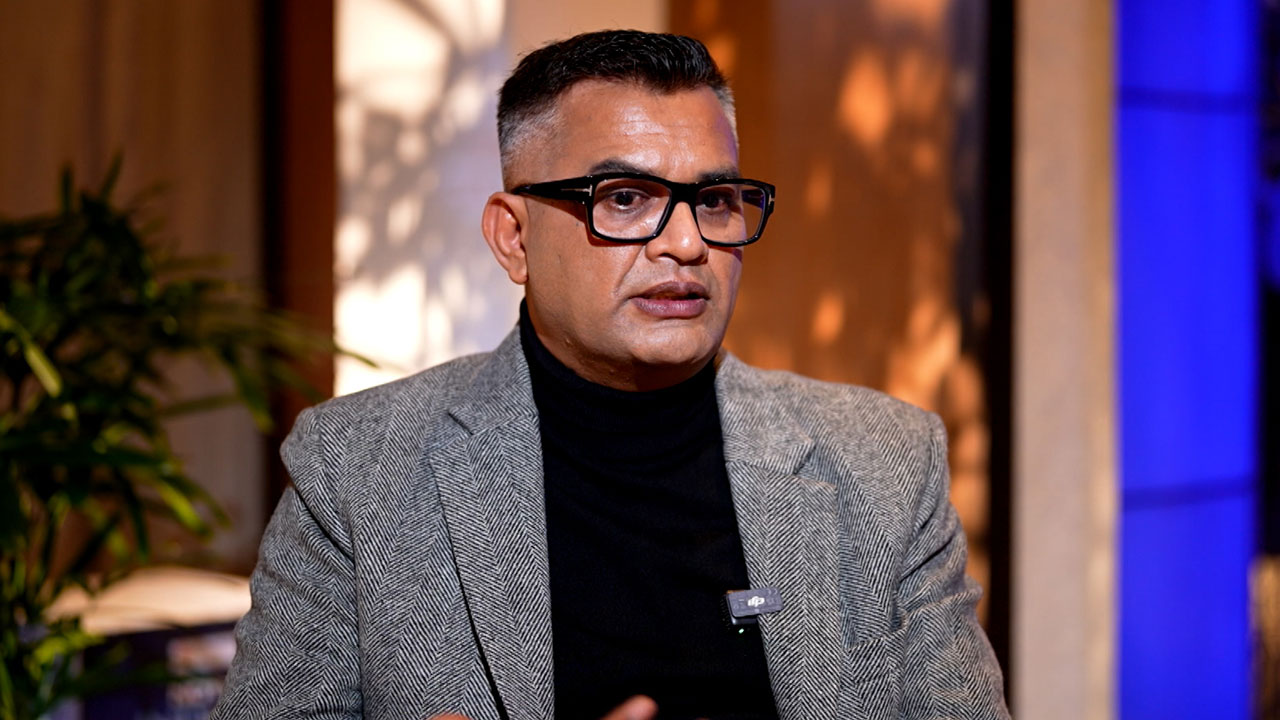 Filmmaker Neeraj Ghaywan Reveals 'Homebound' Casting Secrets