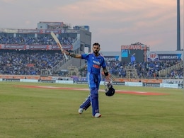 IND vs SA: विराट कोहली ने जड़ा इंटरनेशनल करियर का 84वां शतक, टीम इंडिया के दिग्गज भी हुए दीवाने, सोशल मीडिया पर दी बधाई